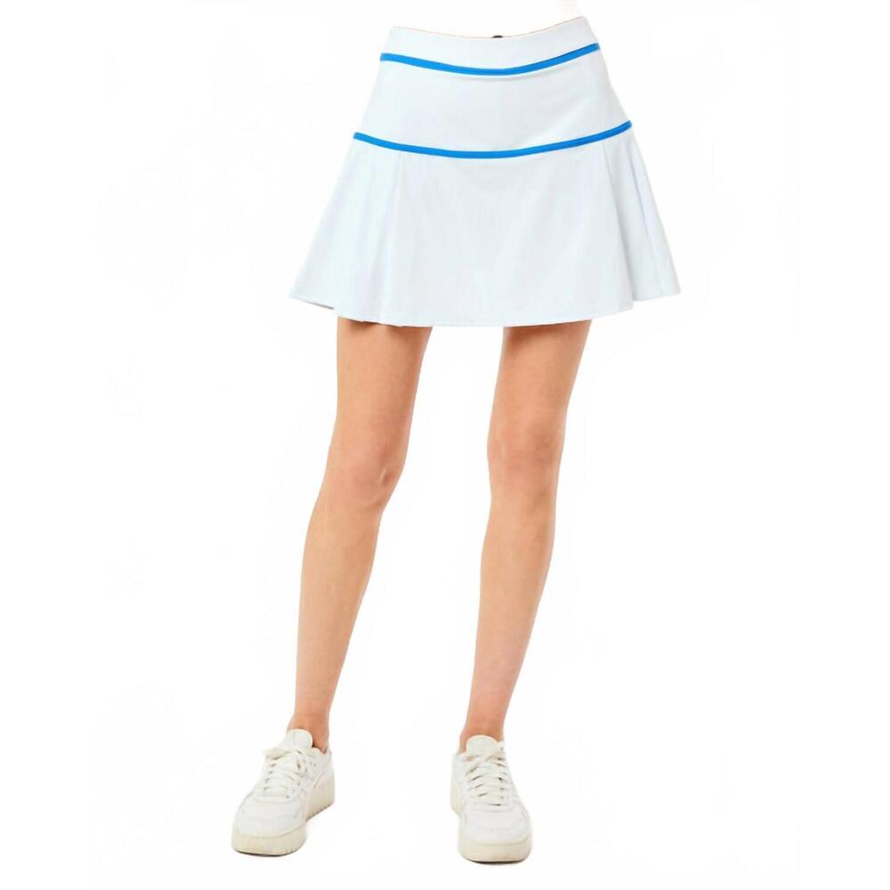 NEW ADDISON BAY smooth sport volley skort in super white/cerulean